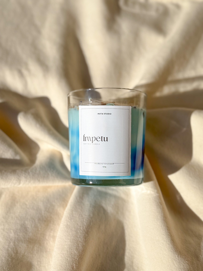 Vela Ímpetu - Motivación y optimismo.