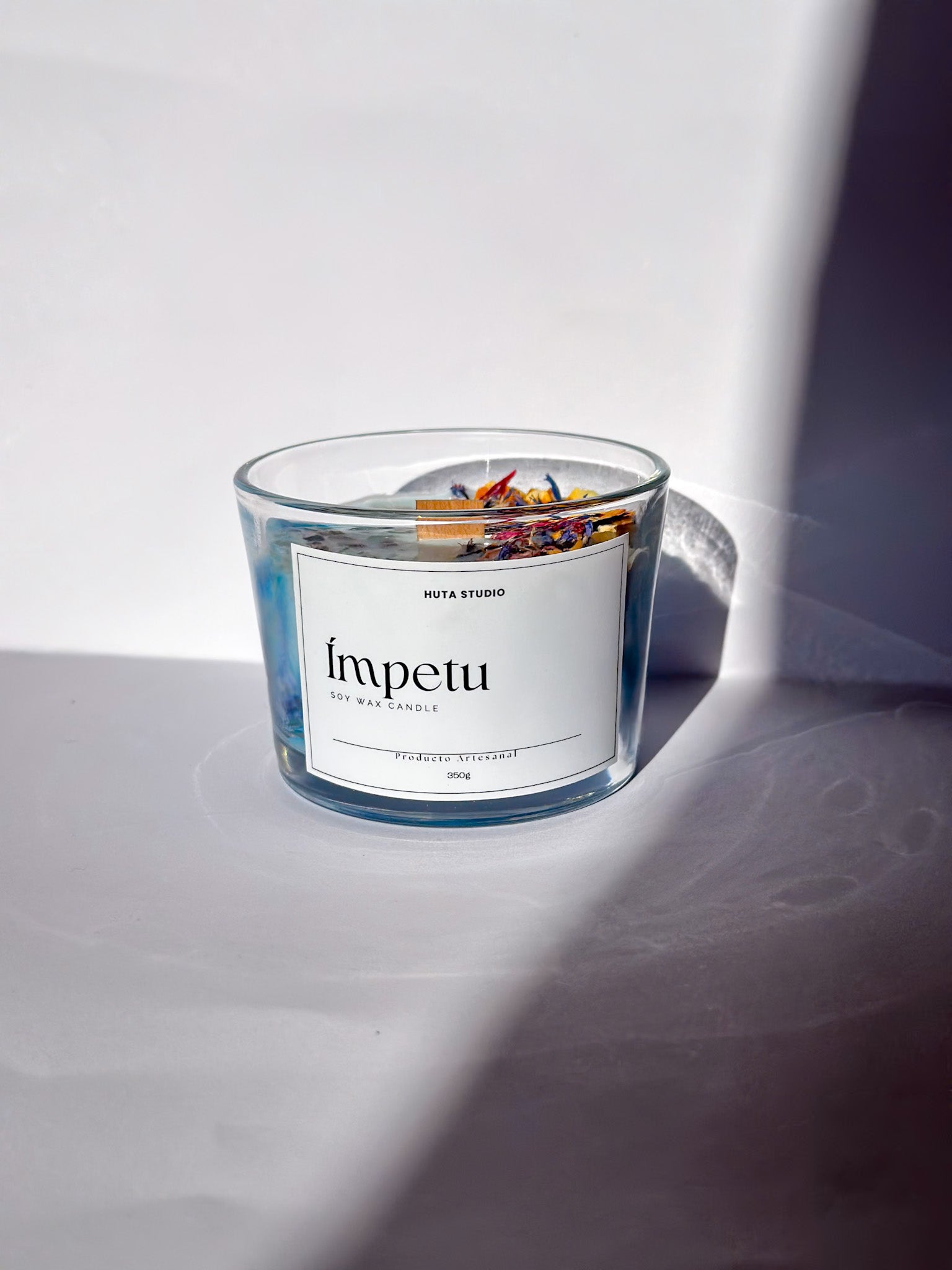 Vela Ímpetu - Motivación y optimismo.